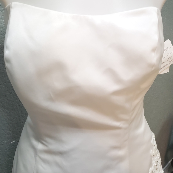 VTG David's Bridal Satin A-line Wedding Dress - Picture 3 of 11